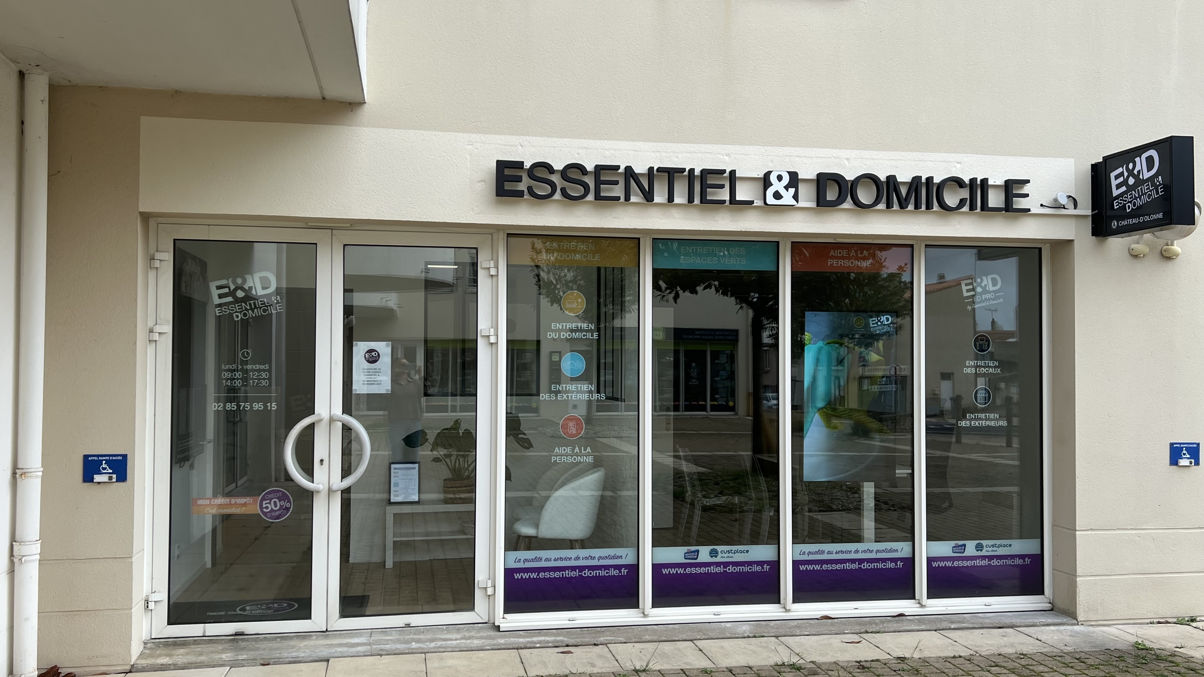 agence-les-sables-dolonne-aide-a-domicile